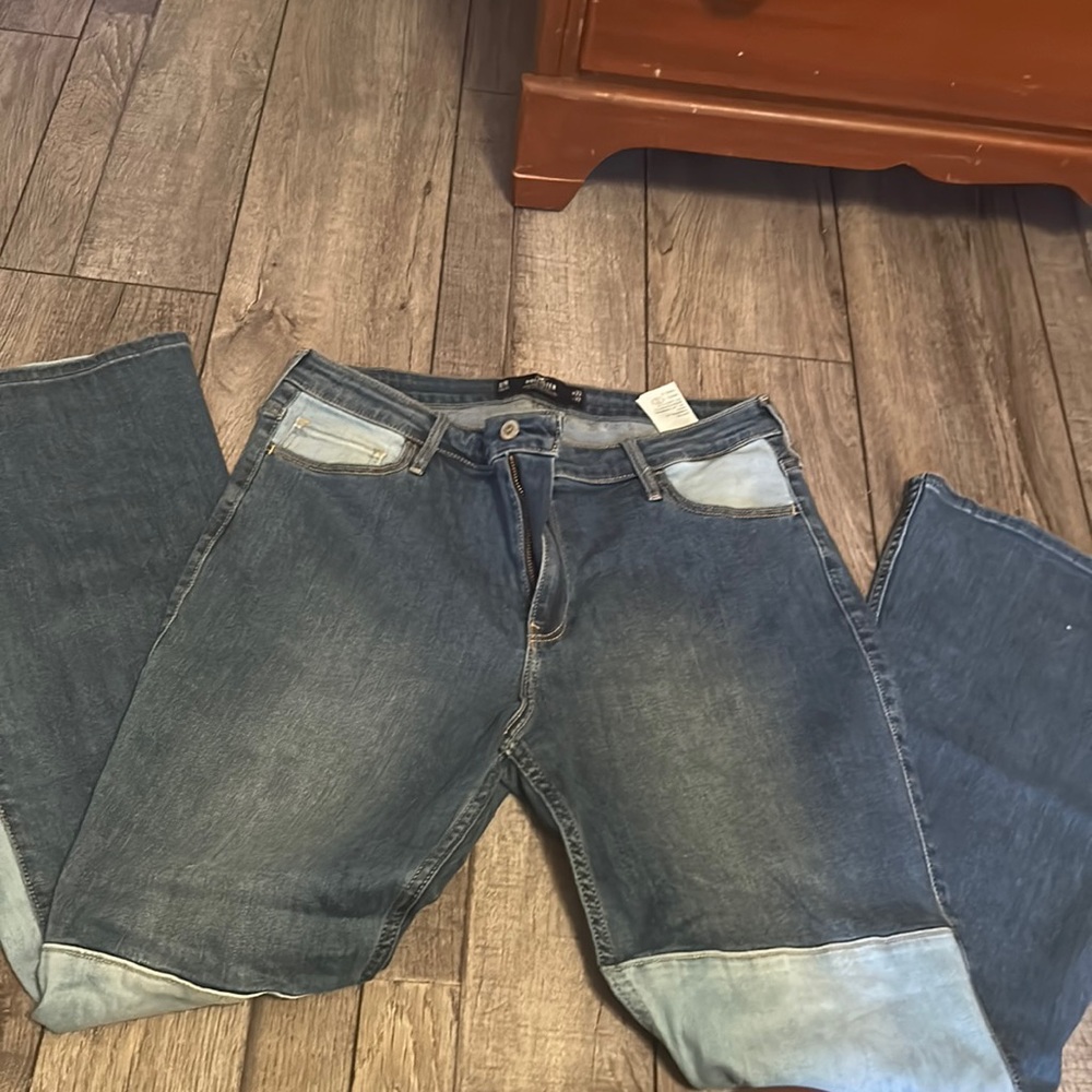bootcut hollister jeans